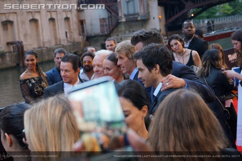 Transformers The Last Knight Global Premiere: Seibertron.com's Exclusive Photos from the Transformers Last Knight Red Carpet Event in Chicago - Transformers Event: Us Premiere Chicago 261