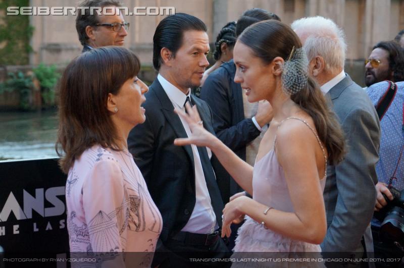 Transformers The Last Knight Global Premiere: Seibertron.com's Exclusive Photos from the Transformers Last Knight Red Carpet Event in Chicago - Transformers Event: Us Premiere Chicago 268