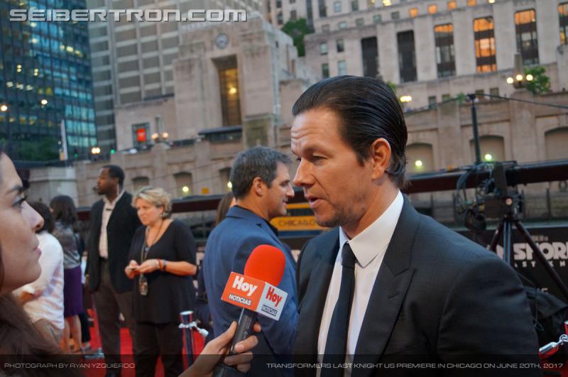Transformers The Last Knight Global Premiere: Seibertron.com's Exclusive Photos from the Transformers Last Knight Red Carpet Event in Chicago - Transformers Event: Us Premiere Chicago 288