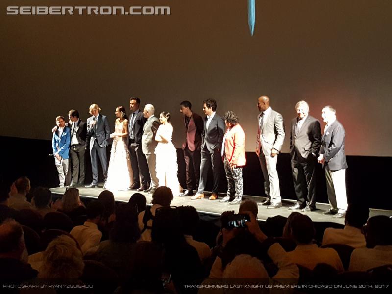 Transformers The Last Knight Global Premiere: Seibertron.com's Exclusive Photos from the Transformers Last Knight Red Carpet Event in Chicago - Transformers Event: Us Premiere Chicago 302a