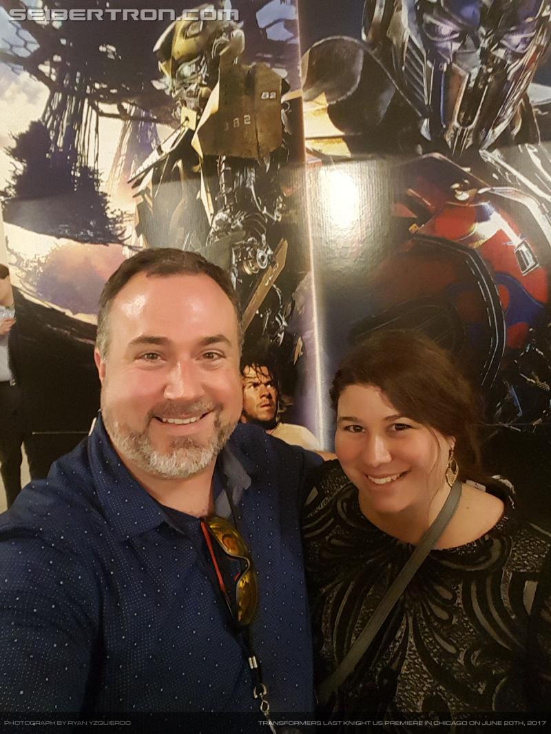 Transformers The Last Knight Global Premiere: Seibertron.com's Exclusive Photos from the Transformers Last Knight Red Carpet Event in Chicago - Transformers Event: Us Premiere Chicago 306