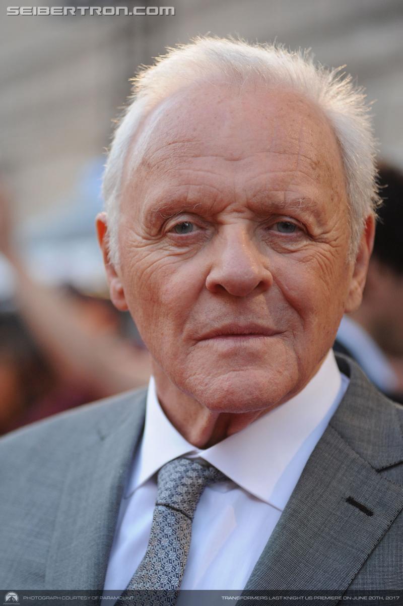 Transformers The Last Knight Global Premiere: Transformers The Last Knight US Premiere in Chicago - Transformers Event: 700067052GH00005 Transforme
