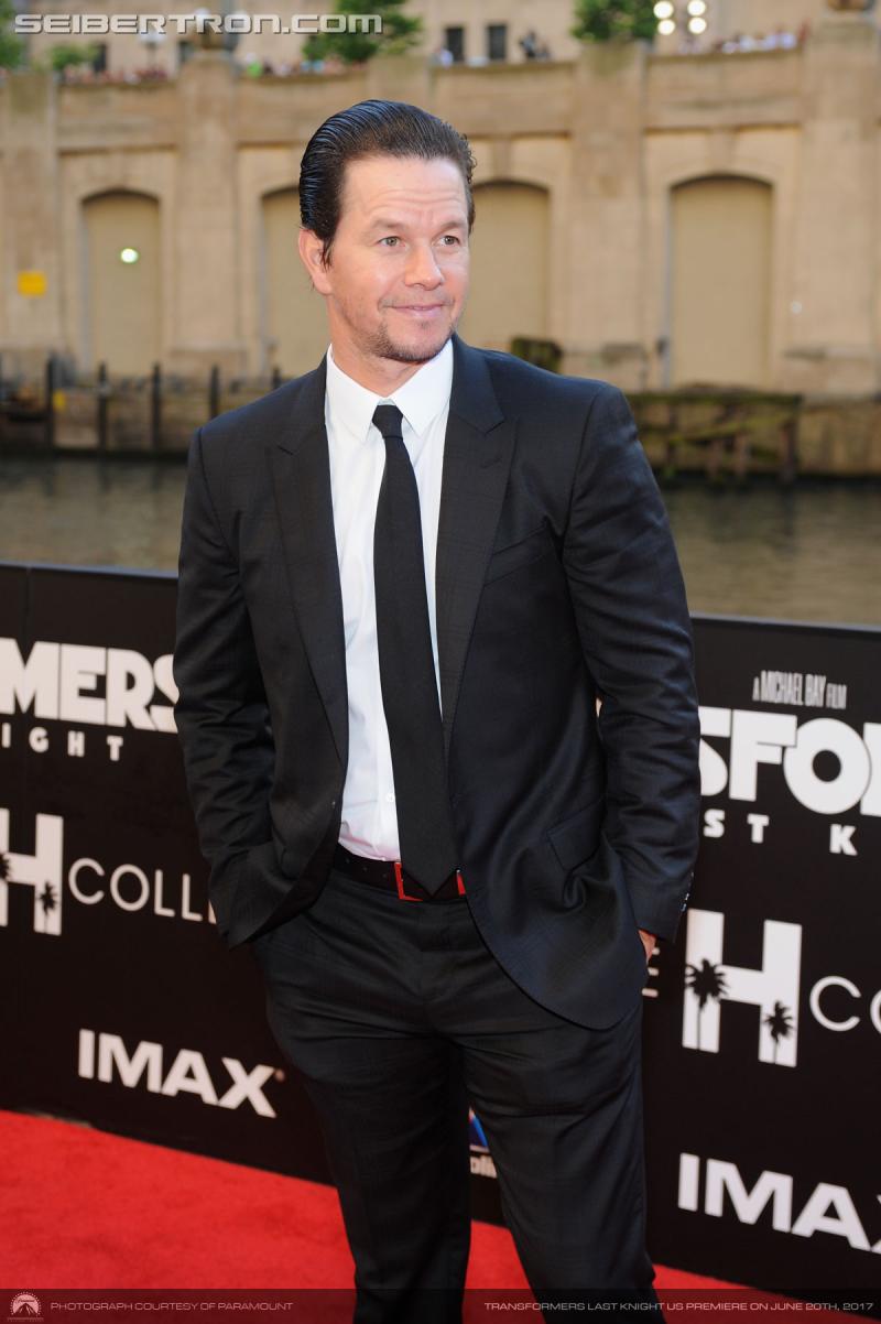 Transformers The Last Knight Global Premiere: Transformers The Last Knight US Premiere in Chicago - Transformers Event: 700067052GH00019 Transforme