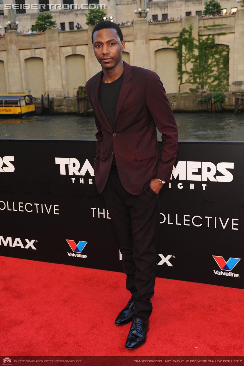 Transformers The Last Knight Global Premiere: Transformers The Last Knight US Premiere in Chicago - Transformers Event: 700067052GH00046 Transforme
