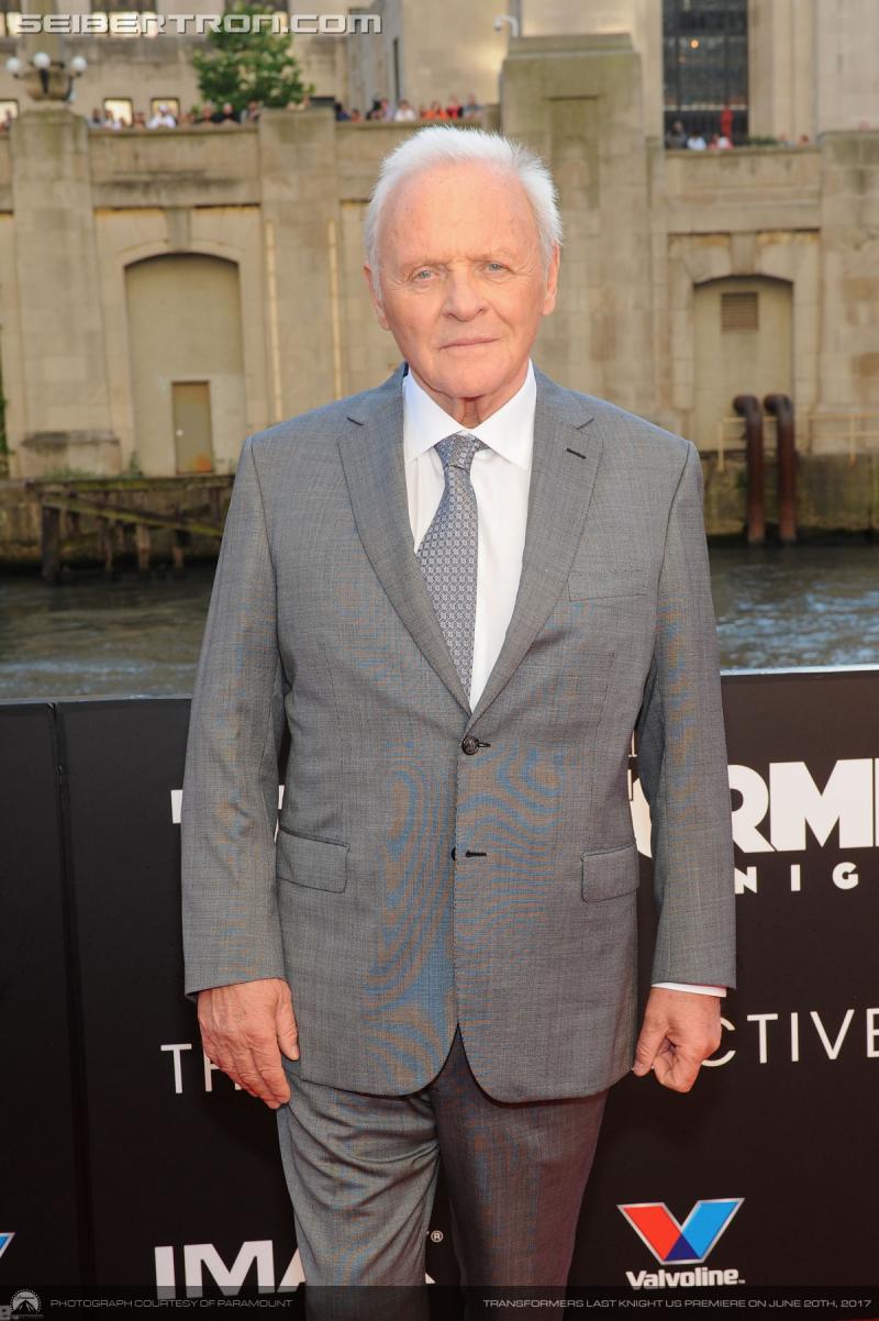 Transformers The Last Knight Global Premiere: Transformers The Last Knight US Premiere in Chicago - Transformers Event: 700067052GH00049 Transforme
