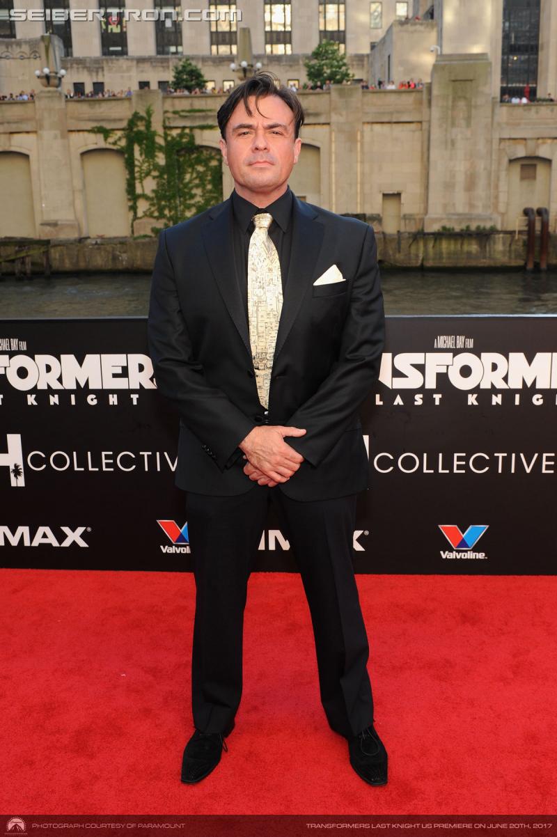 Transformers The Last Knight Global Premiere: Transformers The Last Knight US Premiere in Chicago - Transformers Event: 700067052GH00083 Transforme