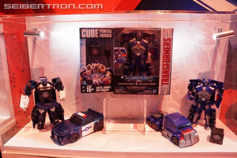 SDCC 2017 - Transformers The Last Knight Products