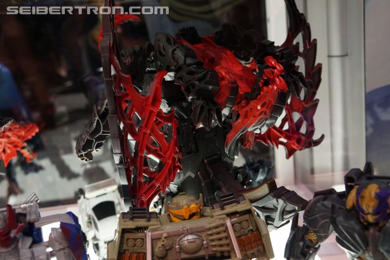 SDCC 2017: Transformers The Last Knight Products - Transformers Event: DSC04607