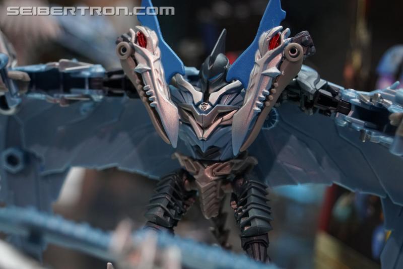 SDCC 2017: Transformers The Last Knight Products - Transformers Event: DSC04633