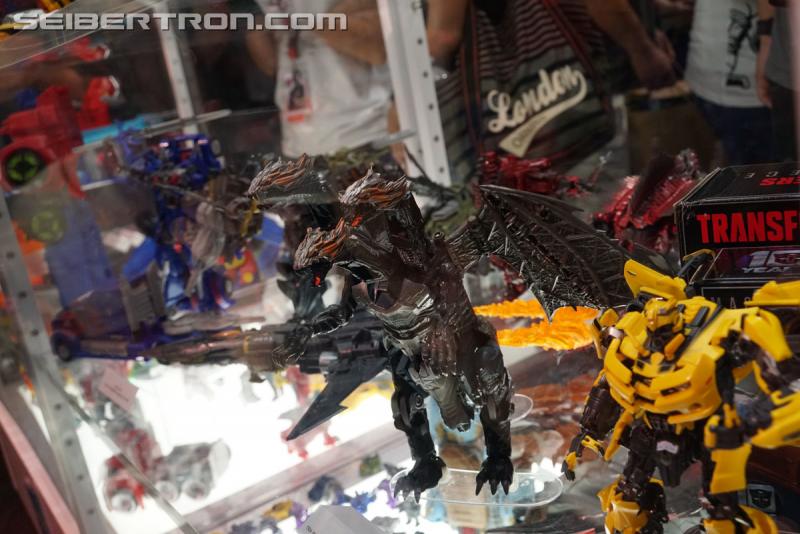 SDCC 2017: Transformers The Last Knight Products - Transformers Event: DSC04664