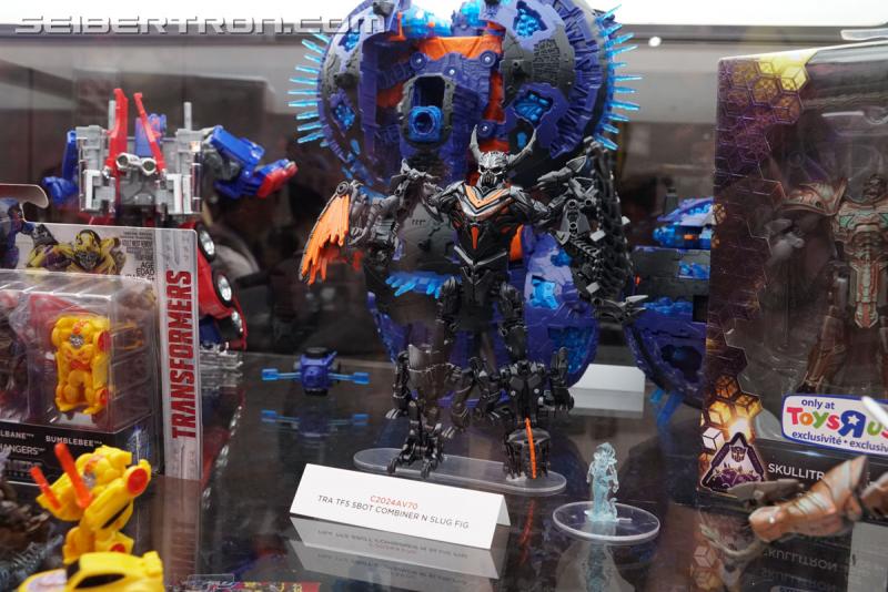 SDCC 2017: Transformers The Last Knight Products - Transformers Event: DSC04666
