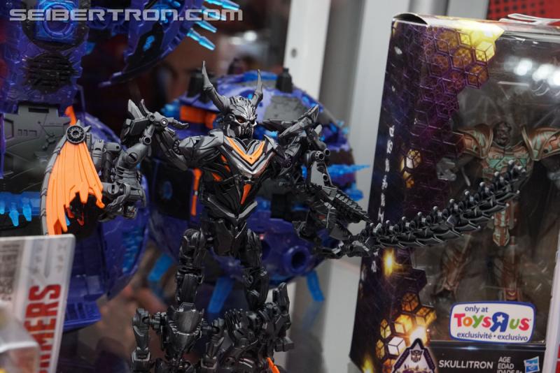 SDCC 2017 - Transformers The Last Knight Products