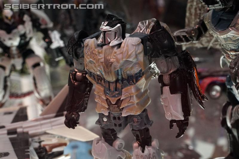SDCC 2017: Transformers The Last Knight Products - Transformers Event: DSC05402