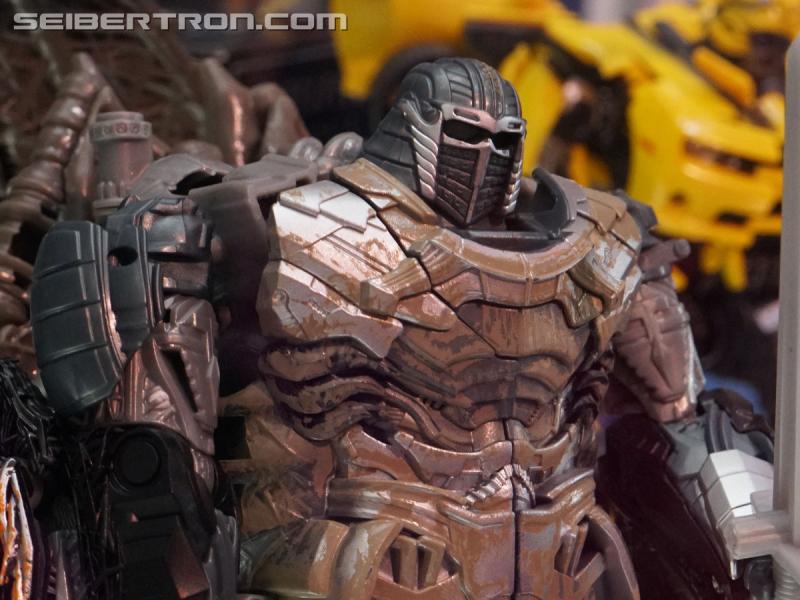 SDCC 2017: Transformers The Last Knight Products - Transformers Event: DSC05404a