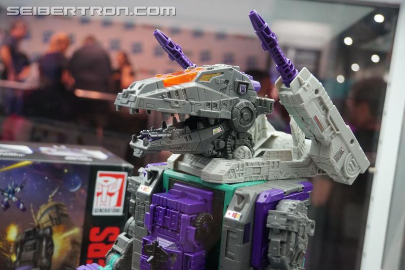 SDCC 2017: Transformers Titans Return Products - Transformers Event: DSC04475
