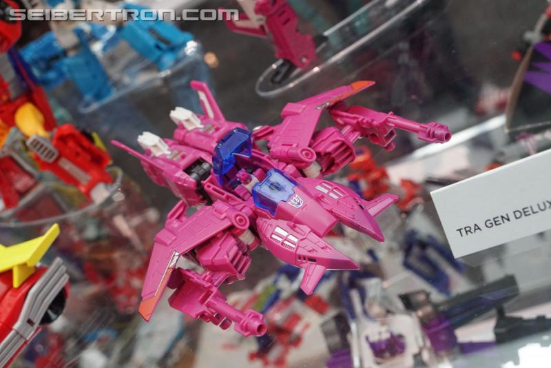 SDCC 2017: Transformers Titans Return Products - Transformers Event: DSC04493