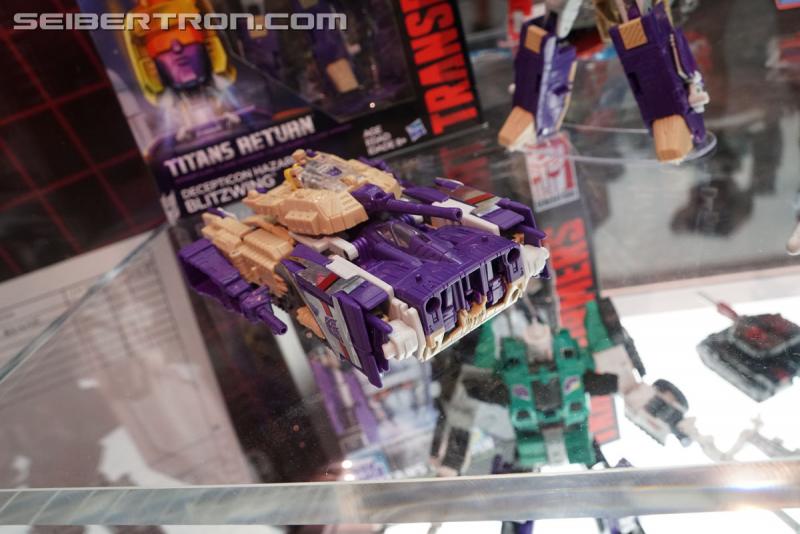 SDCC 2017: Transformers Titans Return Products - Transformers Event: DSC04502