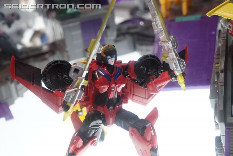 SDCC 2017: Transformers Titans Return Products - Transformers Event: DSC04509