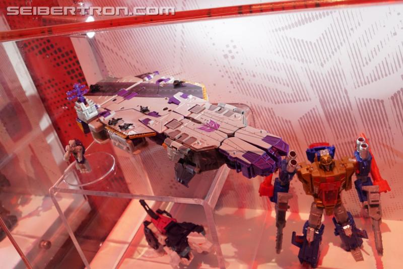 SDCC 2017: Transformers Titans Return Products - Transformers Event: DSC04556