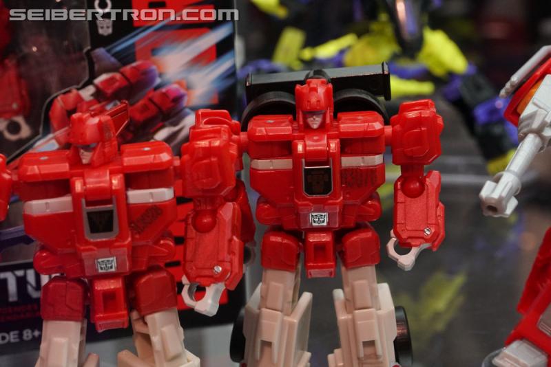 SDCC 2017: Transformers Titans Return Products - Transformers Event: DSC05310
