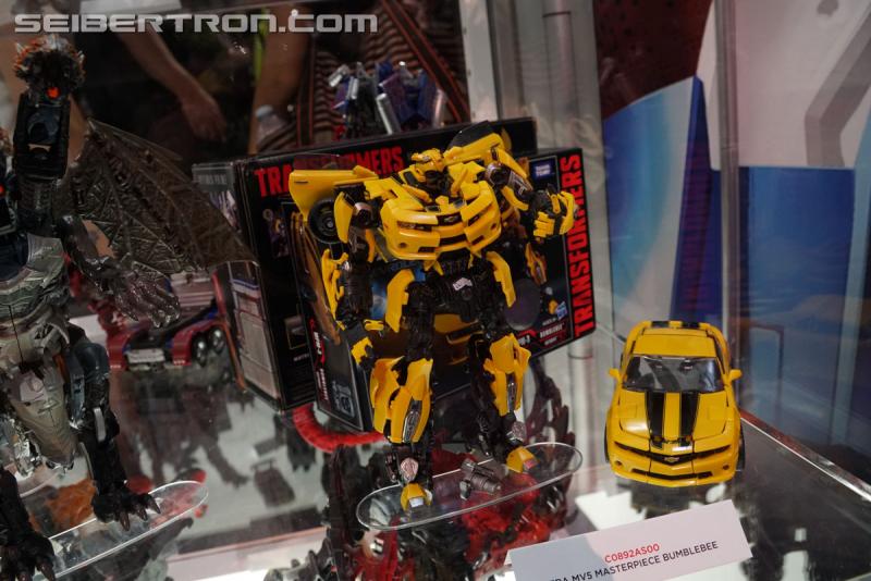 Transformers News: SDCC 2017 Preview Night: Transformers Movie Masterpiece MPM-3 Bumblebee #HasbroSDCC