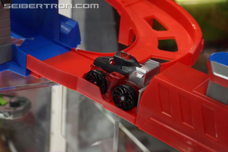 SDCC 2017: Playskool Transformers Rescue Bots - Transformers Event: DSC04907