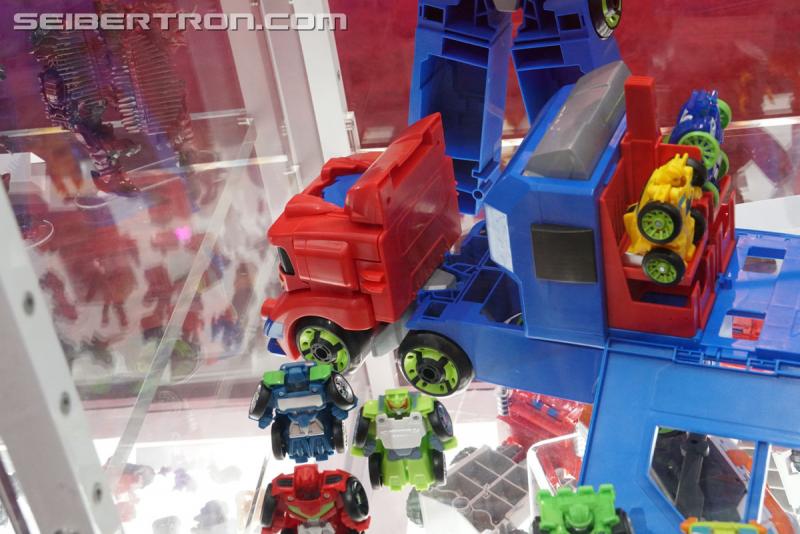 SDCC 2017: Playskool Transformers Rescue Bots - Transformers Event: DSC05369