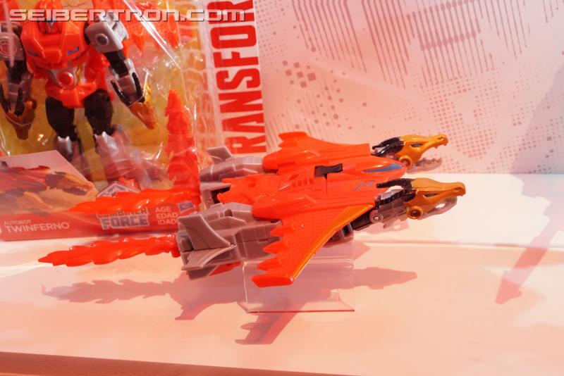 SDCC 2017: Transformers Robots In Disguise Combiner Force - Transformers Event: DSC04587