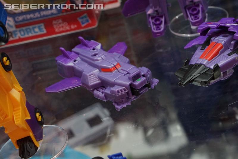 SDCC 2017: Transformers Robots In Disguise Combiner Force - Transformers Event: DSC04778