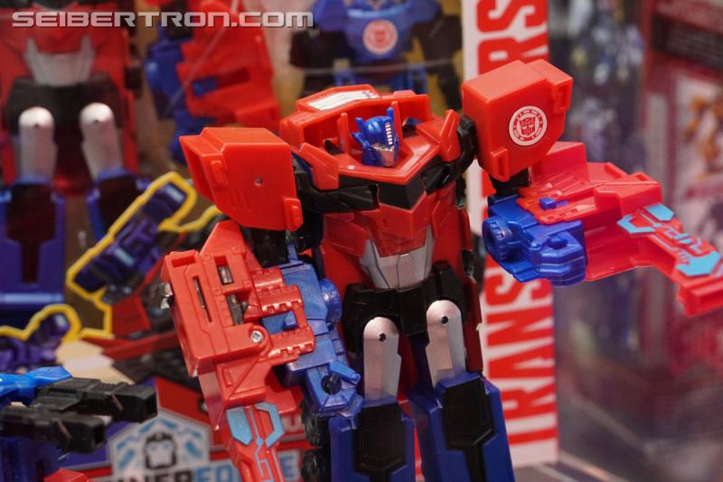 SDCC 2017: Transformers Robots In Disguise Combiner Force - Transformers Event: DSC04782