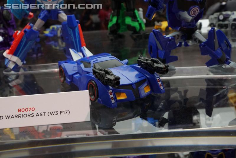 SDCC 2017: Transformers Robots In Disguise Combiner Force - Transformers Event: DSC04797