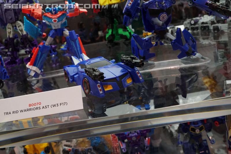 SDCC 2017: Transformers Robots In Disguise Combiner Force - Transformers Event: DSC04798