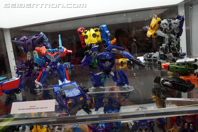 SDCC 2017: Transformers Robots In Disguise Combiner Force - Transformers Event: DSC04807