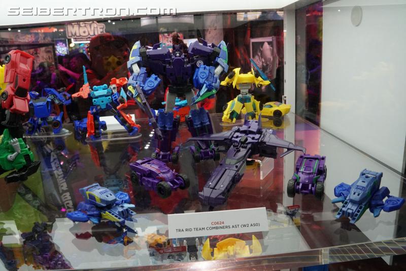 Transformers News: Re: SDCC 2017: Preview Night First Look at Power of the Primes, Robots in Disguise, and More #HasbroSDCC