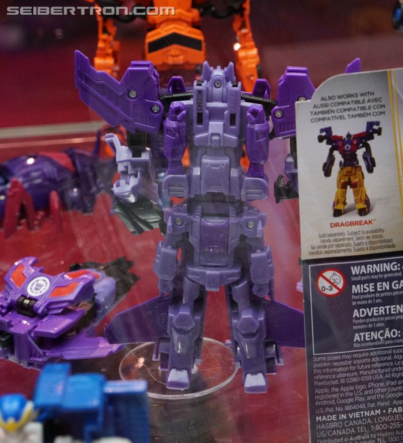 SDCC 2017: Transformers Robots In Disguise Combiner Force - Transformers Event: DSC05372