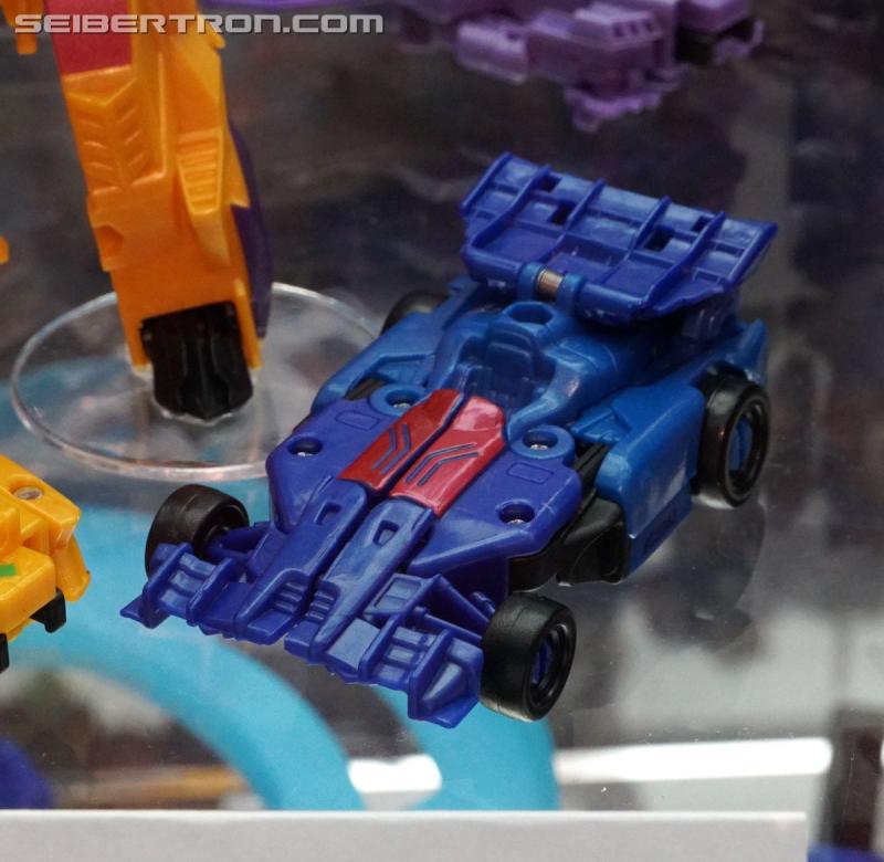 SDCC 2017: Transformers Robots In Disguise Combiner Force - Transformers Event: DSC05381a