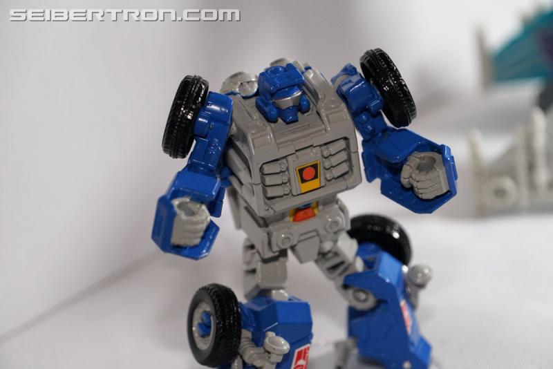 SDCC 2017: Generations Power of the Primes revealed and Titans Return - Transformers Event: Power Of Primes 088