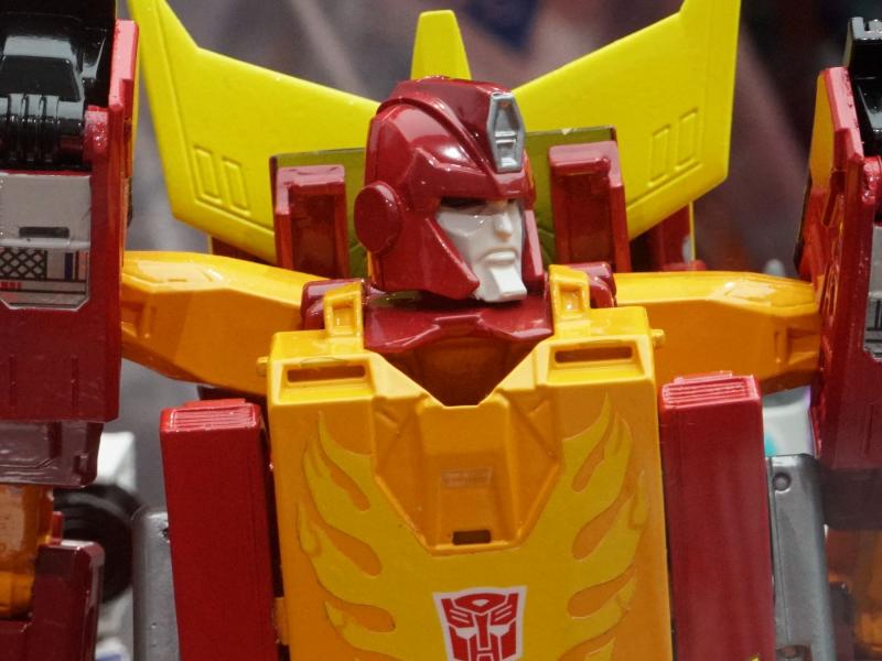 SDCC 2017: Transformers Power of the Primes product reveals - Transformers Event: Power Of The Primes 008