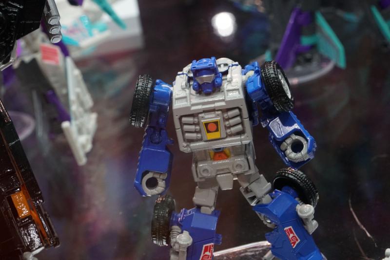 SDCC 2017: Transformers Power of the Primes product reveals - Transformers Event: Power Of The Primes 020