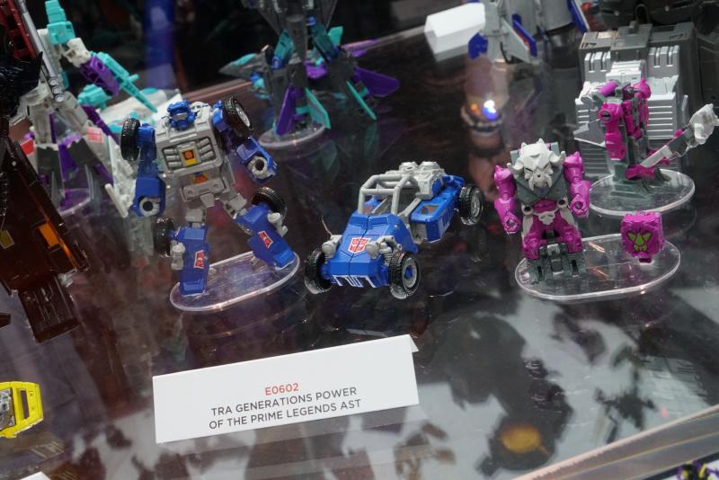 SDCC 2017 - Transformers Power of the Primes product reveals