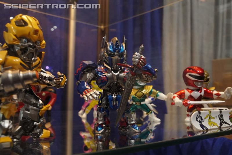 SDCC 2017: Licensed Transformers Products - Transformers Event: Licensed Tfs 040