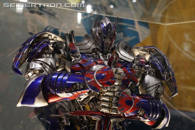 SDCC 2017: Licensed Transformers Products - Transformers Event: Licensed Tfs 047