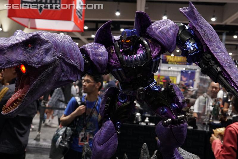 SDCC 2017: Licensed Transformers Products - Transformers Event: Licensed Tfs 077