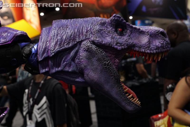 SDCC 2017: Licensed Transformers Products - Transformers Event: Licensed Tfs 087