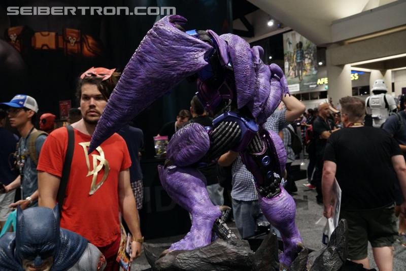 SDCC 2017: Licensed Transformers Products - Transformers Event: Licensed Tfs 092