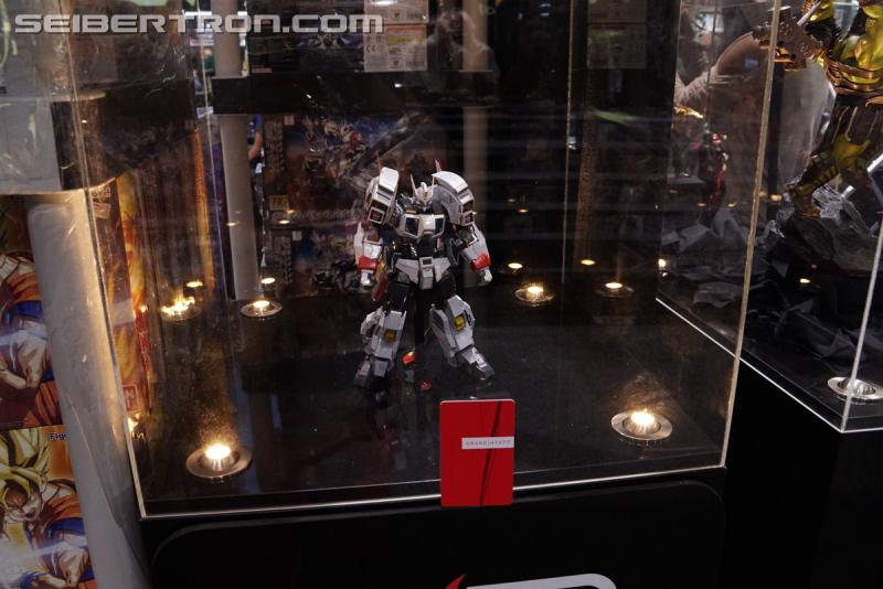 SDCC 2017: Licensed Transformers Products - Transformers Event: Licensed Tfs 112