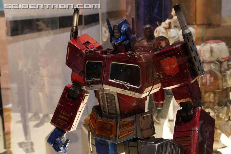 SDCC 2017: Licensed Transformers Products - Transformers Event: Licensed Tfs 128