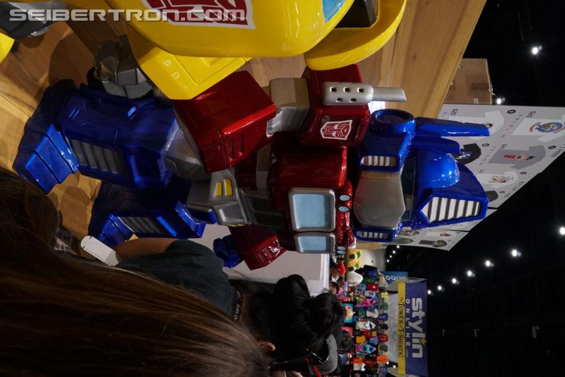 SDCC 2017: Licensed Transformers Products - Transformers Event: Licensed Tfs 167