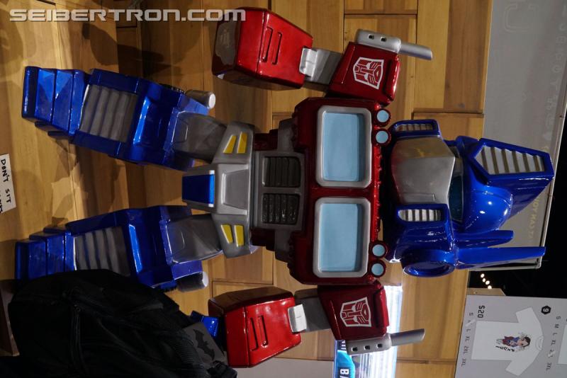 SDCC 2017: Licensed Transformers Products - Transformers Event: Licensed Tfs 169