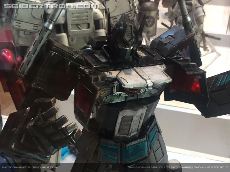 SDCC 2017: Three A Transformers products (photos by TFsource) - Transformers Event: IMG 4036